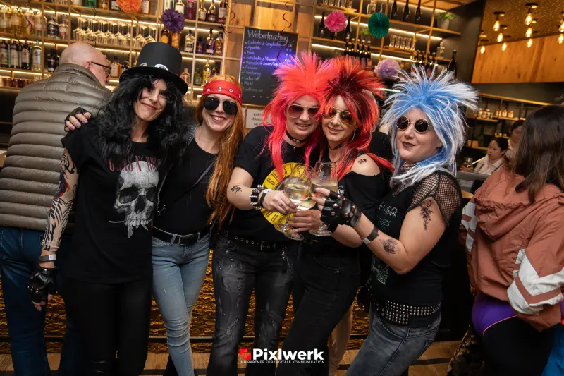 WEIBERFASCHING – Foto 4