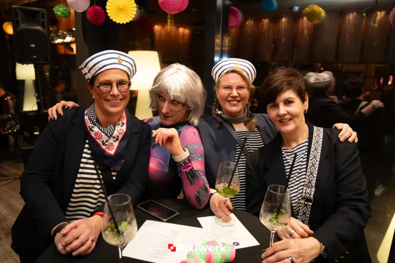 WEIBERFASCHING – Foto 12