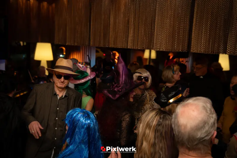 WEIBERFASCHING – Foto 25