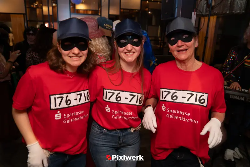 WEIBERFASCHING – Foto 56